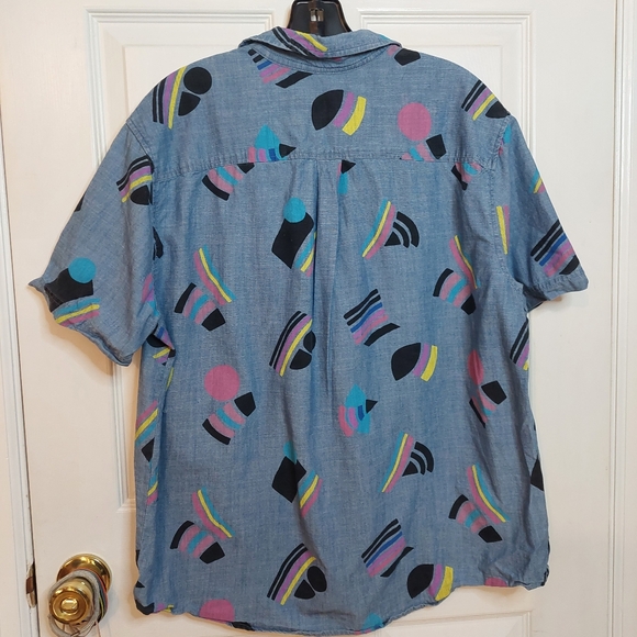 #takepride Geometric Gay Pride Flag Blue Button Up Short Sleeve Shirt Size L - Picture 2 of 10